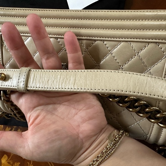 Chanel boy - Picture 3 of 11